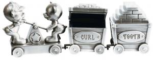 Dressin med Nallar och vagnar, Curl, Tooth Present