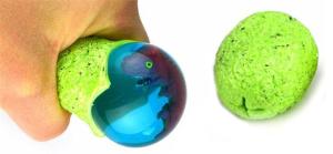 Squeeze Dinosaurieägg Present