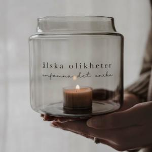 Ljuslykta Älska olikheter - Majas lyktor/Hjärnfonden Barn Present