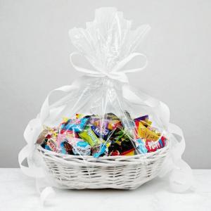 Presentkorg med 1,2 kg godis Present
